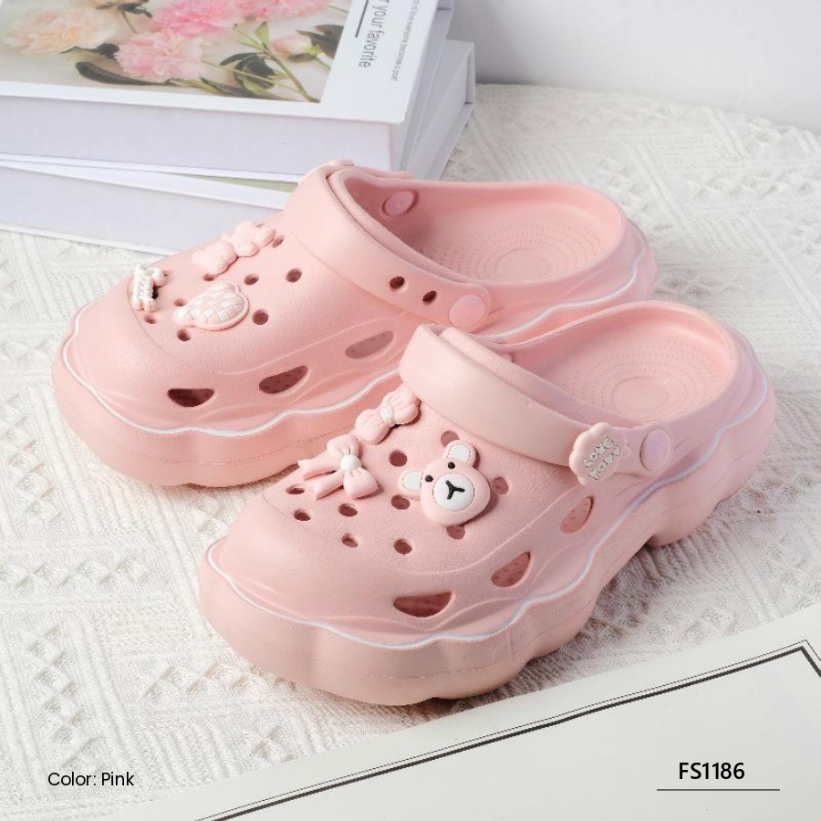 Plush Hug Women’s Slippers